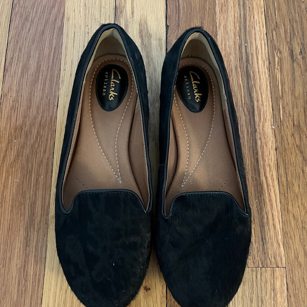 Clarks Black Suede Flats Elegant Slip-On Loafers